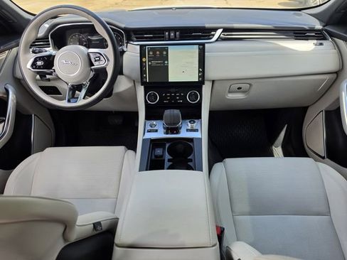 Used 2025 Jaguar F-PACE R-Dynamic S AWD/4WD image 7