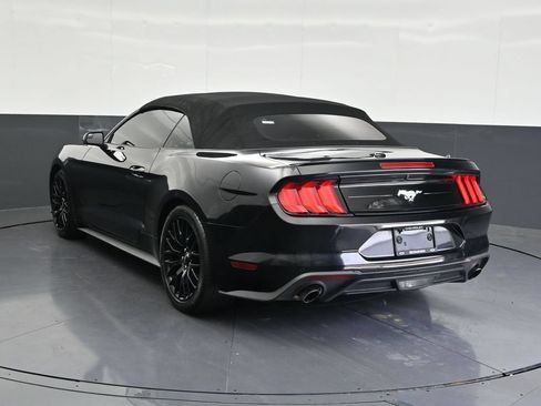 Used 2020 Ford Mustang Premium RWD image 3