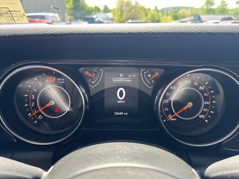 Used 2022 Jeep Wrangler Unlimited Sport AWD/4WD image 12
