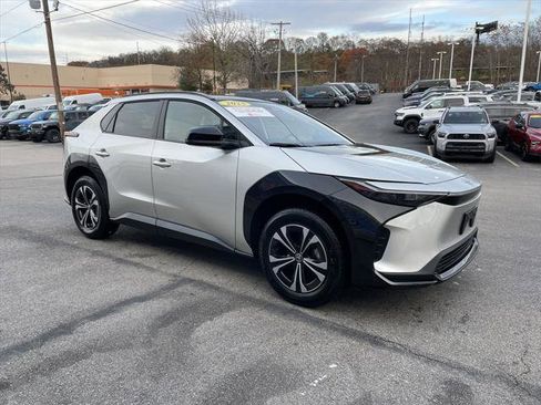 Certified 2025 Toyota bZ4X AWD image 6