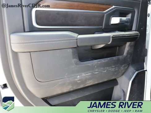 Used 2024 RAM 2500 Laramie w/ Safety Group AWD/4WD image 16