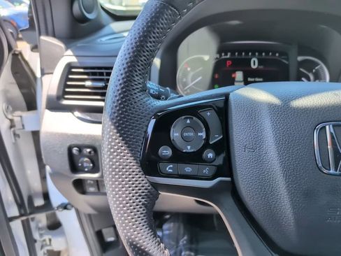 Used 2023 Honda Passport Elite image 22