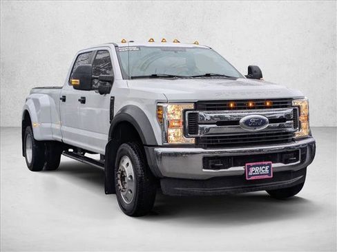 Certified 2019 Ford F450 XL w/ STX Appearance Package image 3