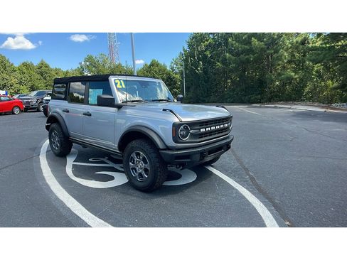 Used 2021 Ford Bronco Black Diamond image 26