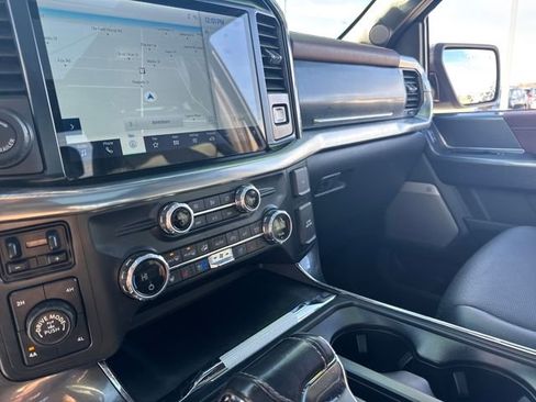 Used 2021 Ford F150 Lariat w/ Equipment Group 502A High image 18