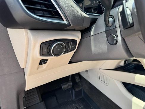Used 2018 Lincoln MKX Reserve w/ Lincoln MKX Climate Package AWD/4WD image 14