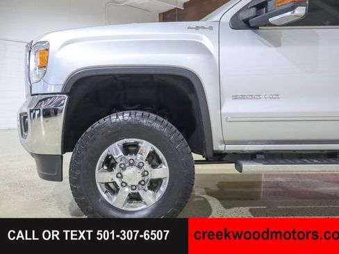 Used 2019 GMC Sierra 2500 SLT w/ Duramax Plus Package AWD/4WD image 7