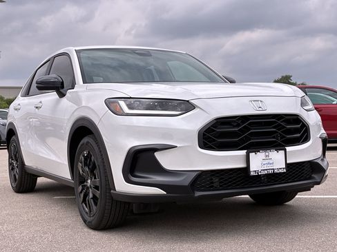 Certified 2026 Honda HR-V Sport image 10