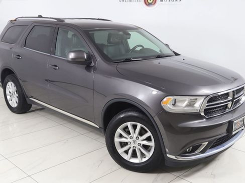 Used 2019 Dodge Durango SXT image 16