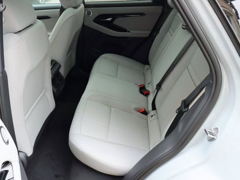 Used 2026 Land Rover Range Rover Evoque S image 29