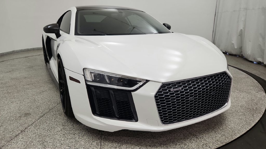 Used 2017 Audi R8 V10 w/ Carbon Exterior Package AWD/4WD image 51
