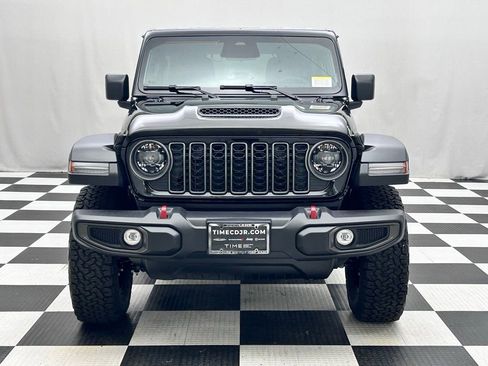 New 2026 Jeep Wrangler Unlimited Rubicon image 3
