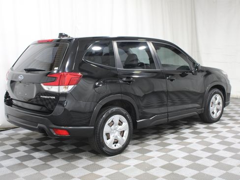 Used 2021 Subaru Forester AWD/4WD image 29