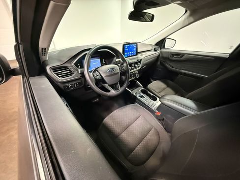 Used 2024 Ford Escape Active image 2