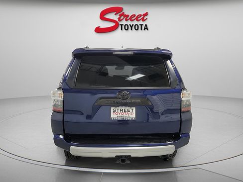 Certified 2022 Toyota 4Runner TRD Off-Road Premium w/ Moonroof Package AWD/4WD image 3