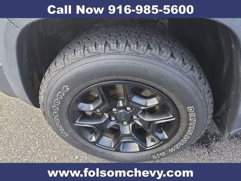 Used 2019 Jeep Cherokee Trailhawk w/ Trailer Tow Group image 35