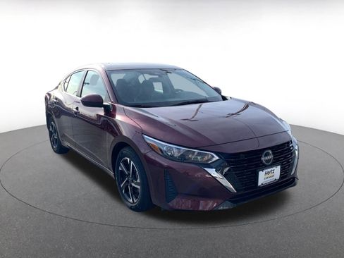 Used 2025 Nissan Sentra SV image 1