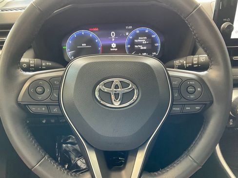 Used 2025 Toyota RAV4 Limited w/ Weather Package AWD/4WD image 10