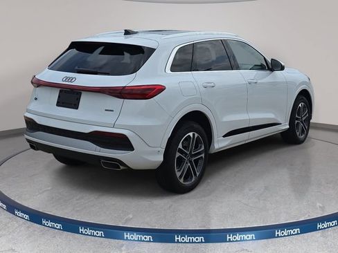 Used 2025 Audi Q5 Premium w/ Convenience Package AWD/4WD image 6