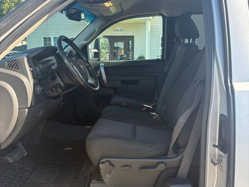 Used 2012 Chevrolet Silverado 2500 LT w/ Z71 Appearance Package AWD/4WD image 10