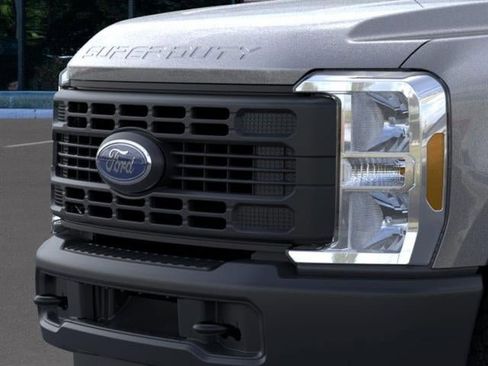 New 2026 Ford F350 XL w/ XL Off-Road Package image 17