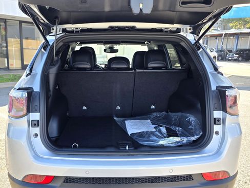 New 2026 Jeep Compass Limited image 19