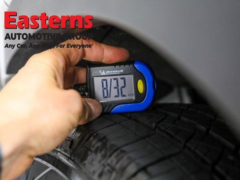 Used 2023 Toyota Highlander LE image 26