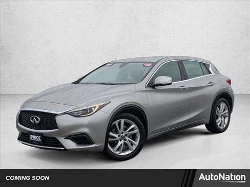Used 2018 INFINITI QX30 image 1