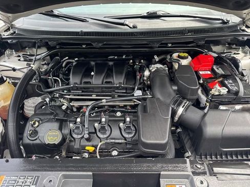 Used 2019 Ford Flex SEL w/ Equipment Group 202A FWD image 17