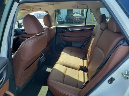 Used 2019 Subaru Outback 3.6R Touring w/ Popular Package #3A image 13