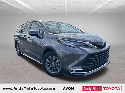 Used 2021 Toyota Sienna XLE w/ XLE Plus Package AWD/4WD image 1