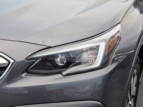 Used 2020 Subaru Outback Premium image 11