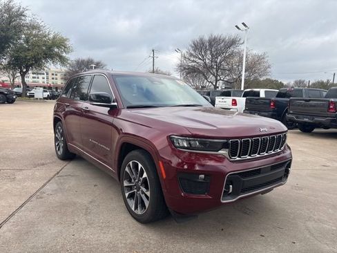 Used 2023 Jeep Grand Cherokee Overland w/ Adv Protech Group III image 3