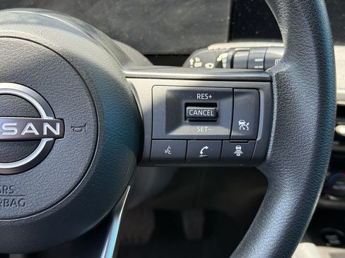Used 2026 Nissan Kicks SV FWD image 24