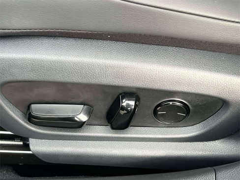 New 2025 Lexus ES 350 w/ Premium Package image 15