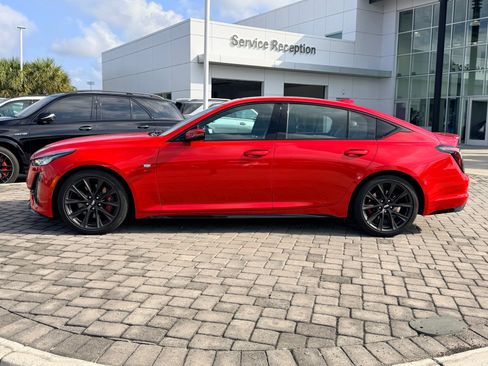 Used 2021 Cadillac CT5 Sport RWD image 12