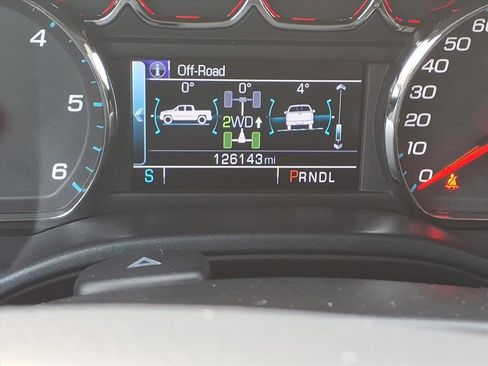 Used 2018 GMC Sierra 1500 SLE image 32