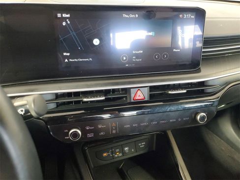 Used 2025 Kia K5 GT-Line w/ GT-Line Premium Package image 17