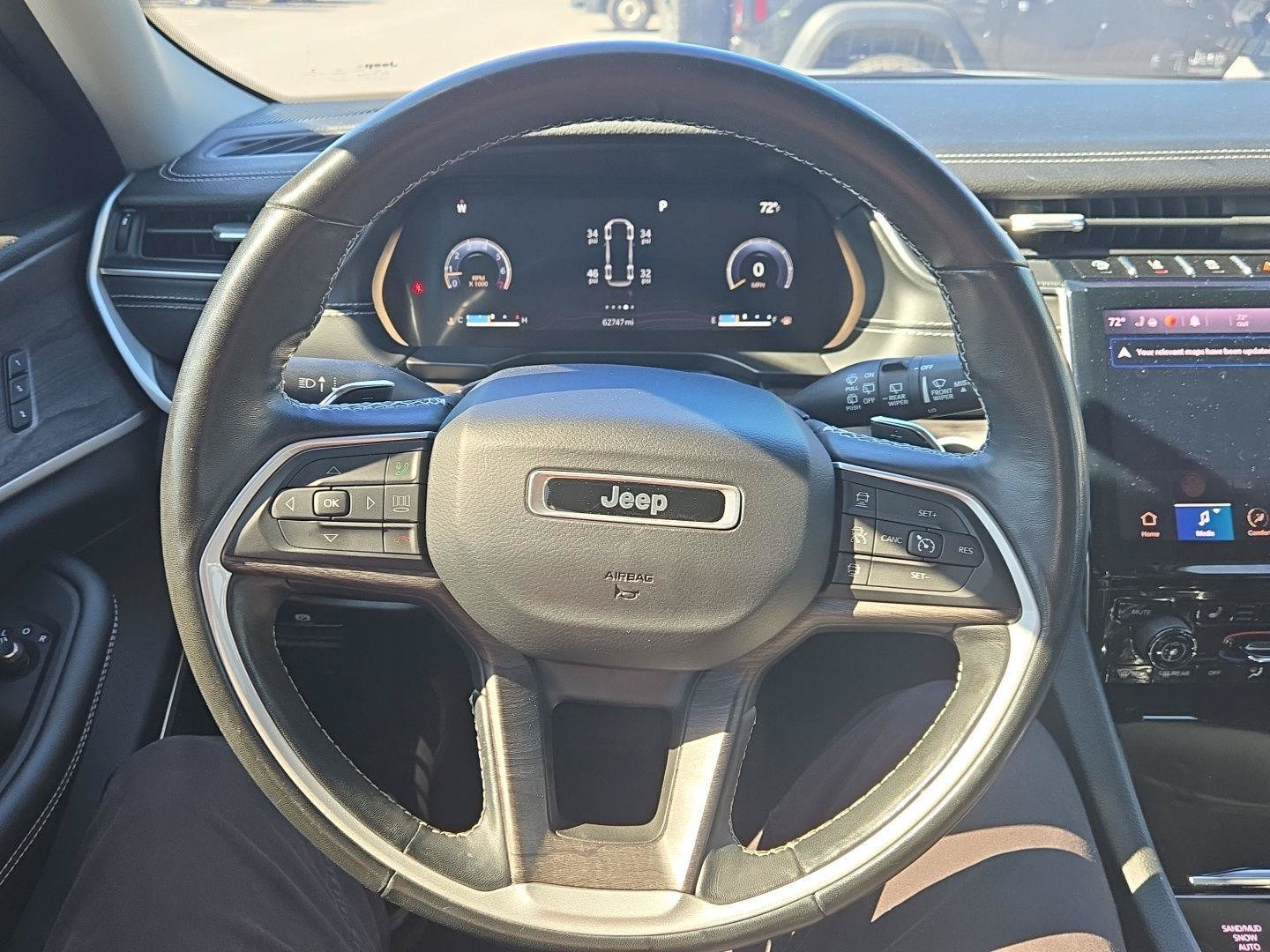 Used 2021 Jeep Grand Cherokee L Limited AWD/4WD image 18