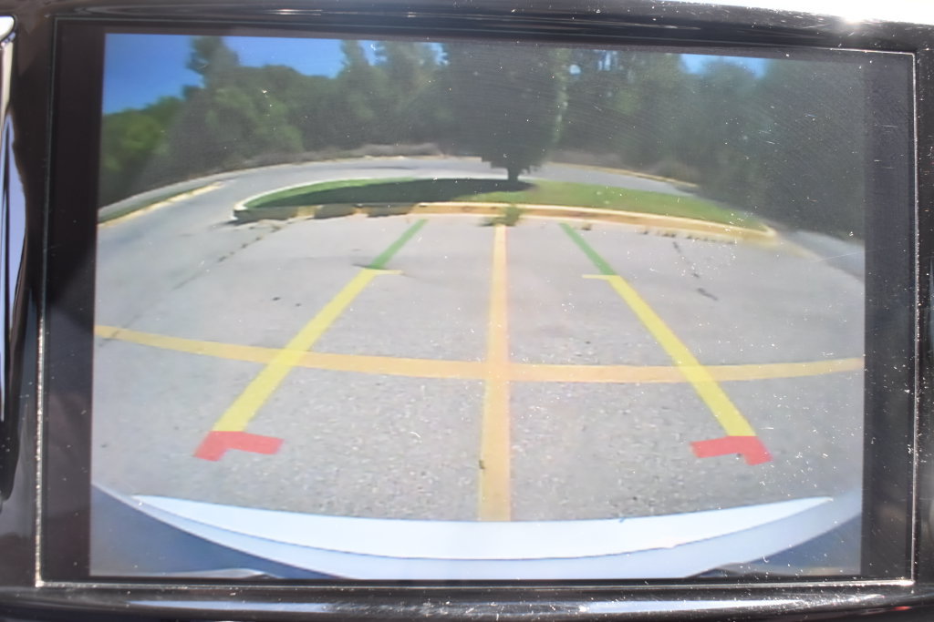 Used 2024 Chrysler Pacifica Limited FWD image 25
