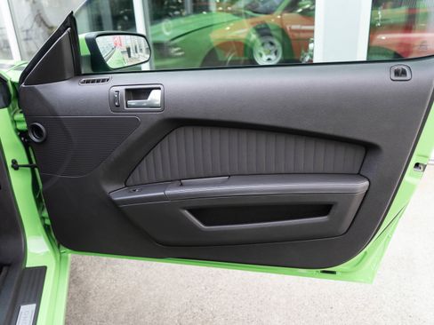 Used 2013 Ford Mustang Boss 302 w/ Boss 302 Accessory Pkg image 24