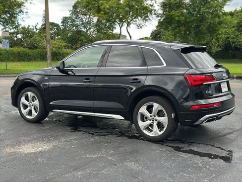 Used 2023 Audi Q5 2.0T Premium Plus w/ Premium Plus Package AWD/4WD image 6