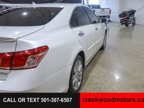 Used 2011 Lexus ES 350 FWD image 17