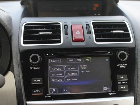 Used 2015 Subaru Crosstrek 2.0i Premium image 18