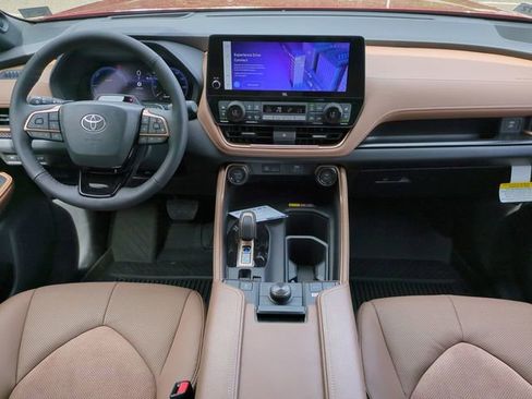 New 2026 Toyota Grand Highlander AWD Hybrid image 15