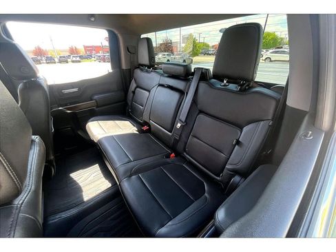 Used 2019 GMC Sierra 1500 SLT w/ Driver Alert Package I AWD/4WD image 29