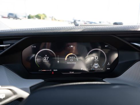 New 2026 Jeep Cherokee Limited image 28