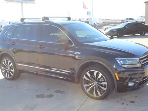 Used 2021 Volkswagen Tiguan SEL Premium R-Line image 49