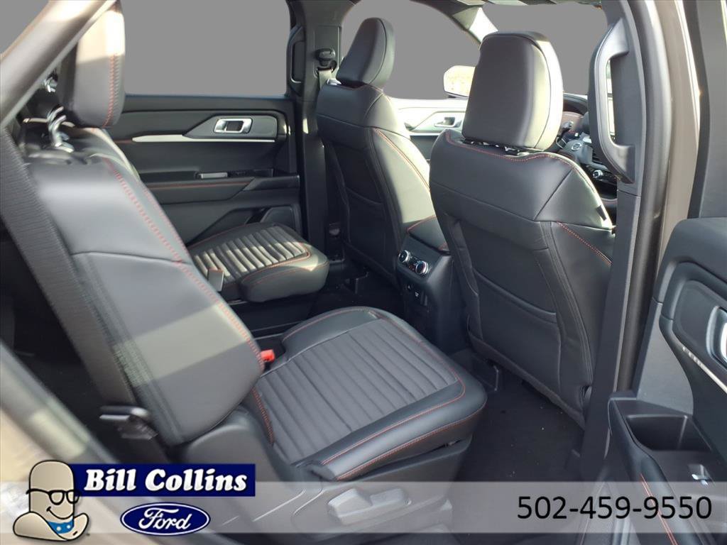 New 2026 Ford Explorer ST-Line w/ ST-Line Street Pack AWD/4WD image 11