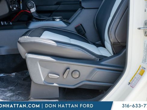 New 2026 Ford Bronco Outer Banks w/ Sasquatch Package AWD/4WD image 18